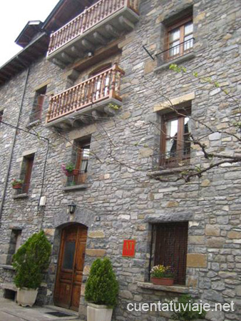 Apartamentos Casa Buisán, Broto (Huesca)